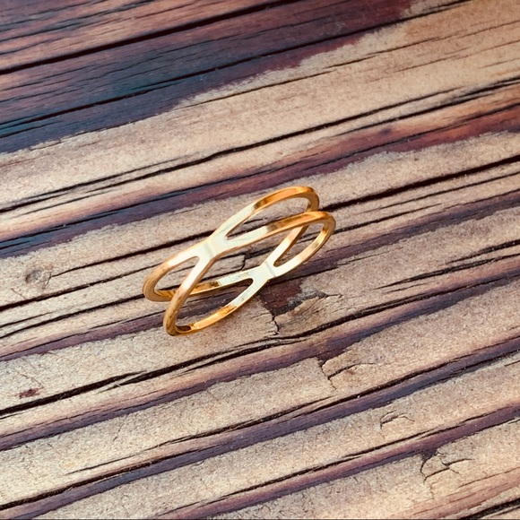 CRISS CROSS GOLD Stainless Steel Ring Minimalist SIZE 10 with GIFT Bag - Picture 3 of 10